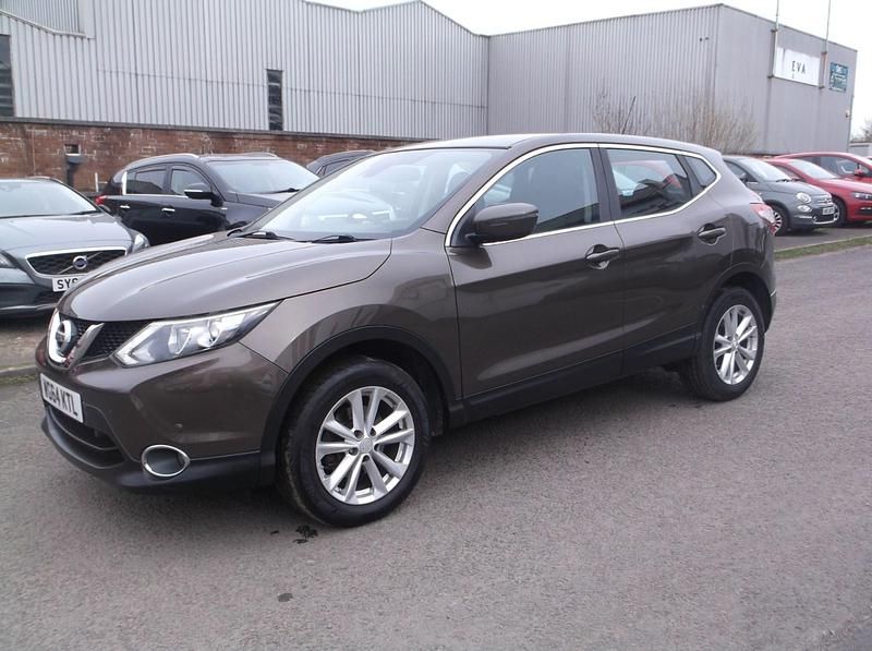 Used Nissan Qashqai Acenta 2014 Beige SUV