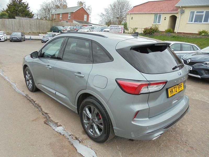 Used Ford Kuga ST-Line 150 HP (110 kW) 2023 Silver SUV