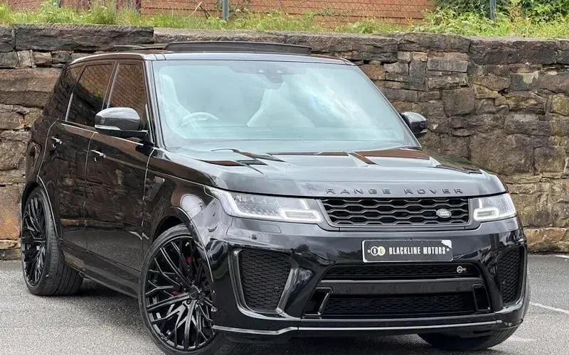 Used Land Rover Range Rover Sport SVR 575 HP (422 kW) 2021 SUV