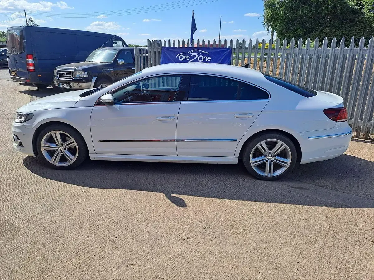 Used VW CC R-line 2016 White Sedan