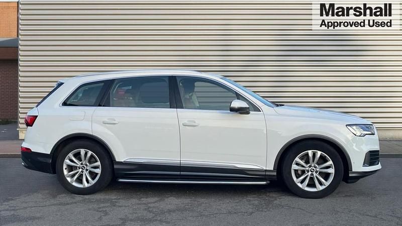 Used Audi Q7 Sport 231 HP (169 kW) 2022 White SUV