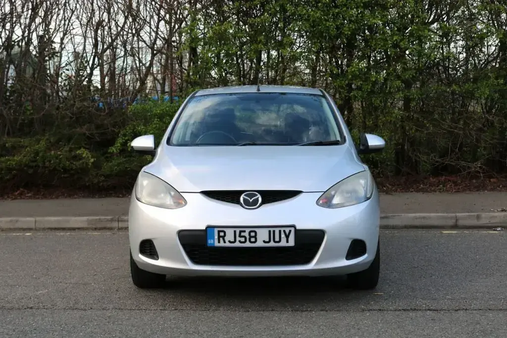 Used Mazda 2 86 HP (63 kW) 2008 Silver Hatchback
