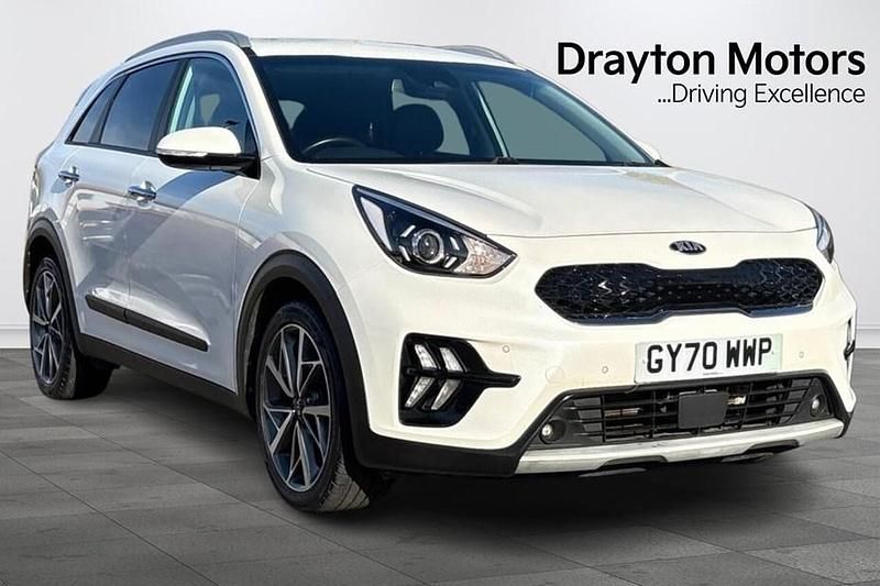Used Kia Niro 139 HP (102 kW) 2020 White SUV