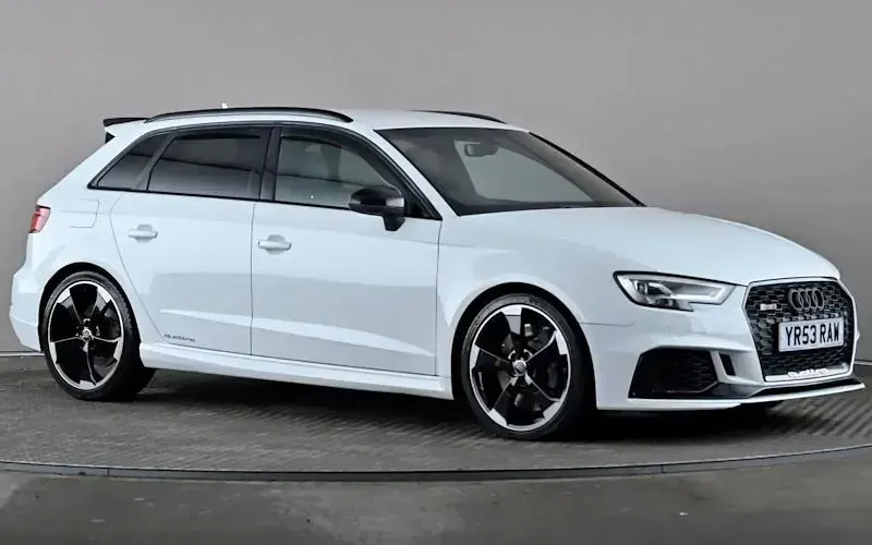 Begagnad Audi RS3 Performance 400 HK (294 kW) 2018 Sedan