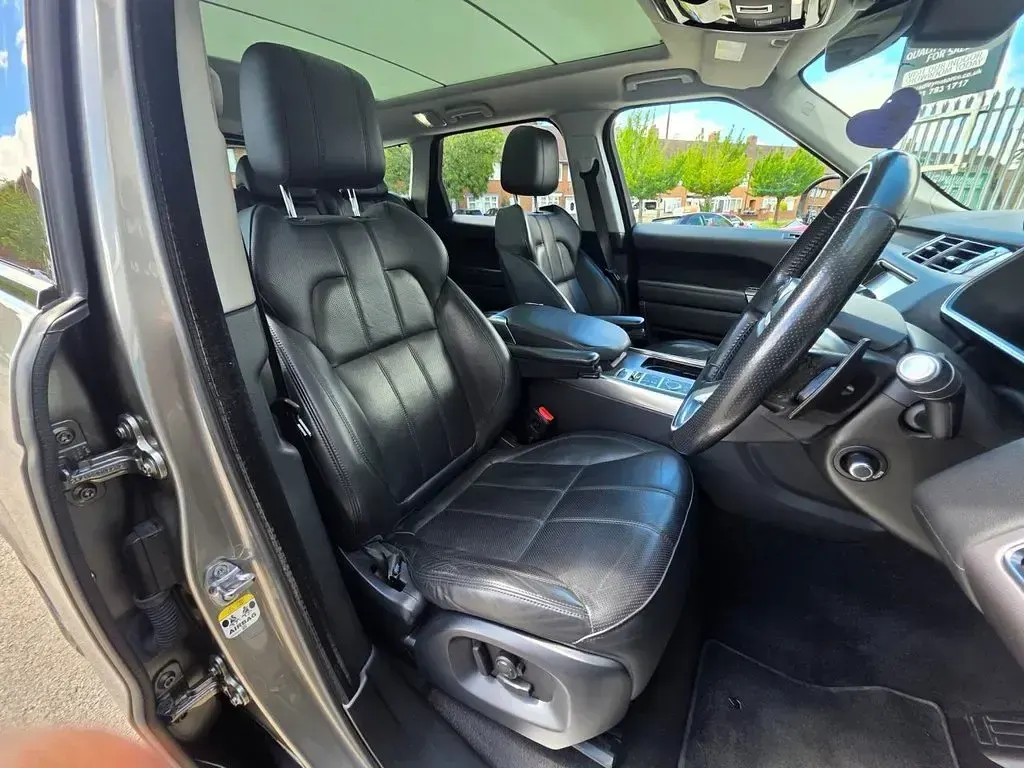 Used Land Rover Range Rover Sport HSE 306 HP (225 kW) 2017 Silver SUV