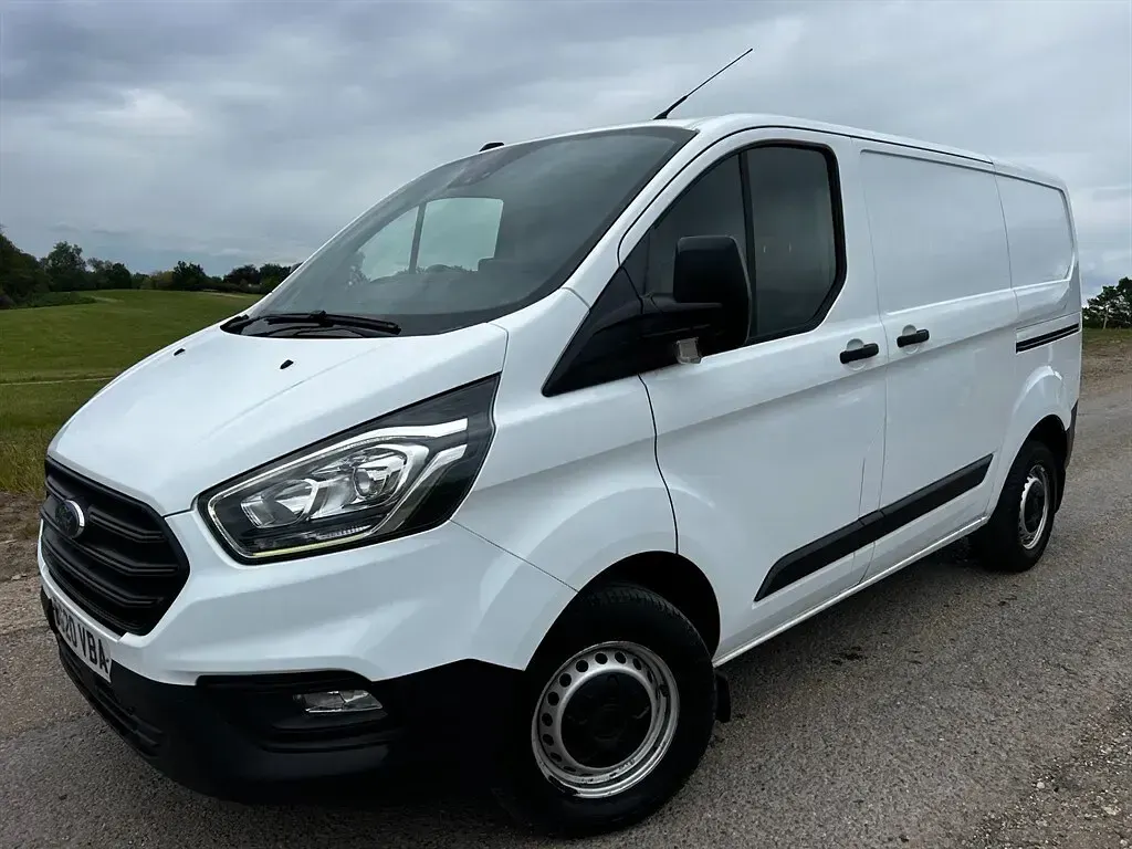 Used Ford Transit Custom 130 HP (95 kW) 2020 White Van
