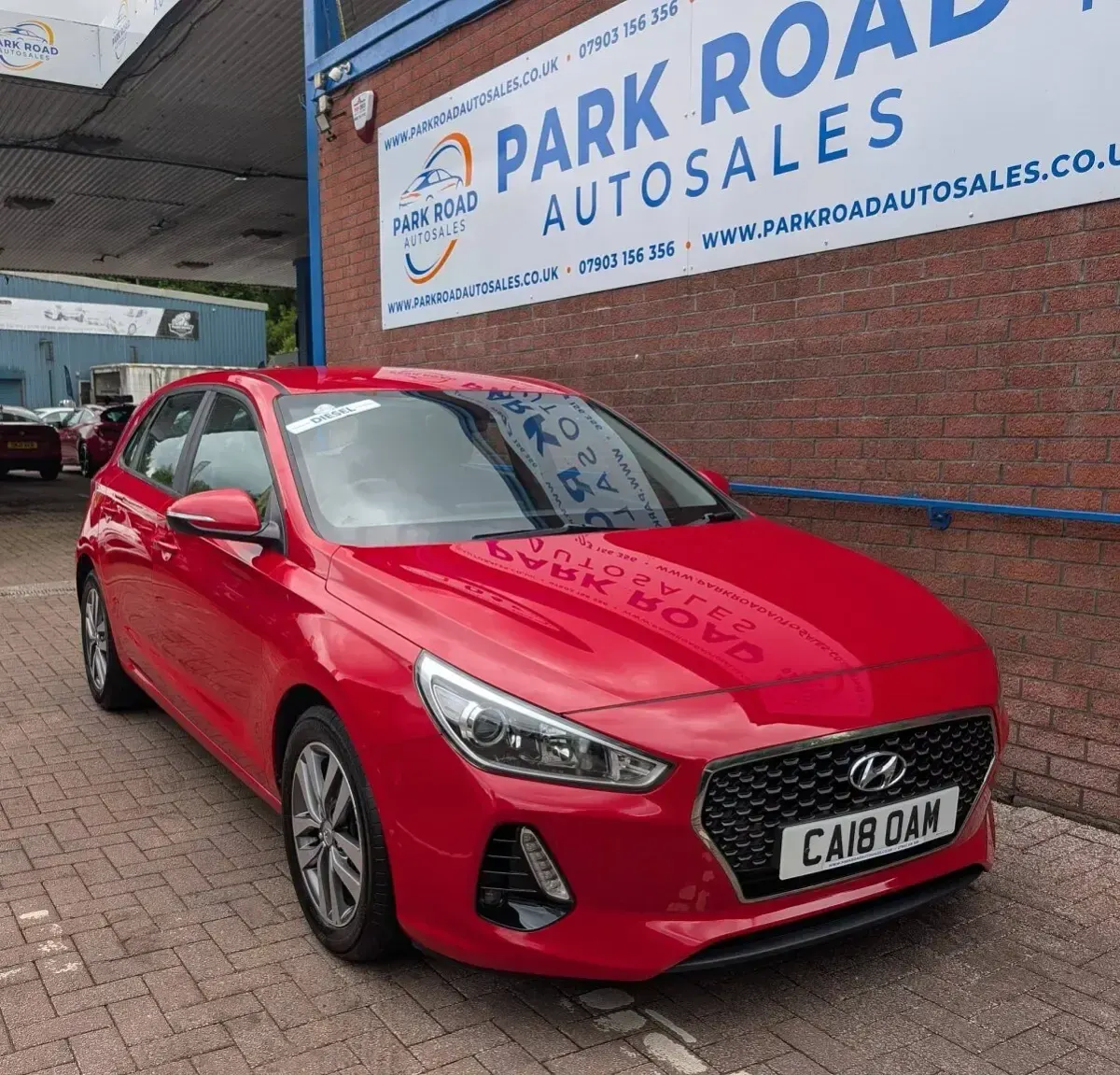 Used Hyundai i30 SE 110 HP (80 kW) 2018 Red Hatchback