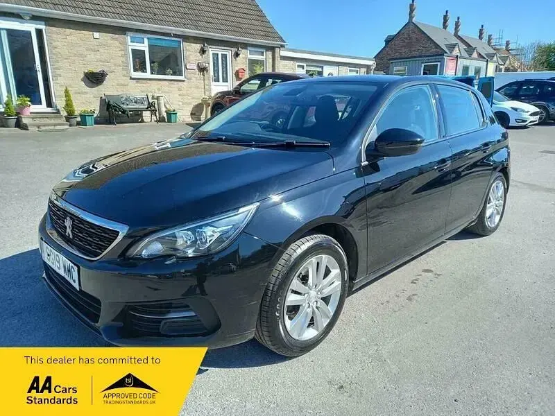 Second-hand Peugeot 308 Active 2019 Negru Hatchback