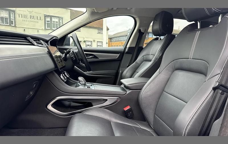 Usado Jaguar F-Pace R-Dynamic 404 HP (297 kW) 2023 Cinzento SUV