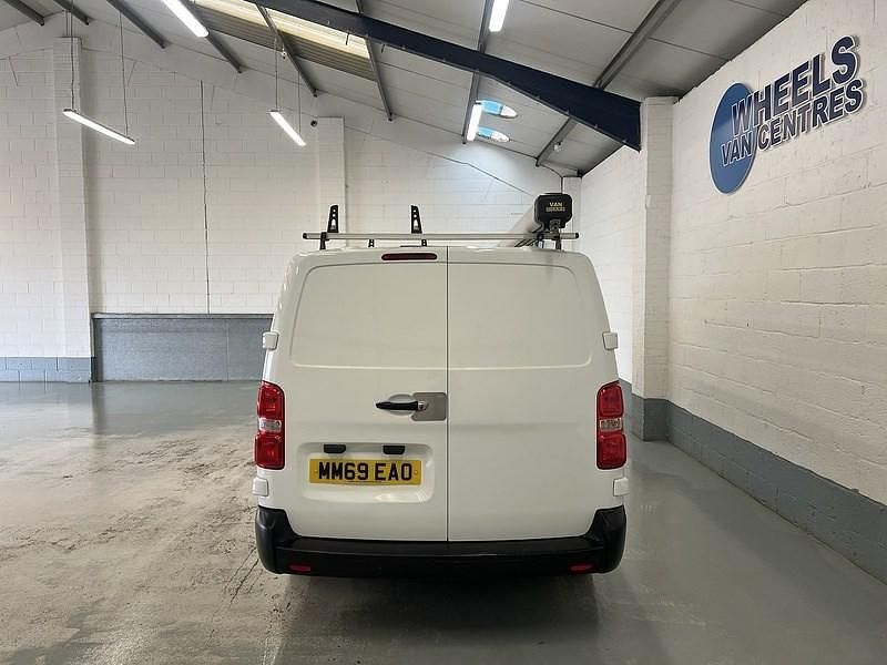 Used Peugeot Expert 2019 White Van