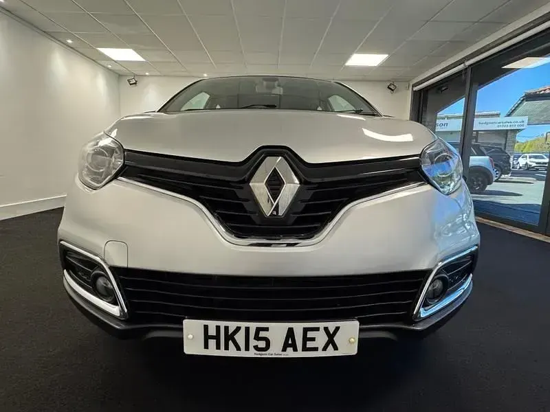 Second-hand Renault Captur Dynamique 90 CP (66 kW) 2015 Negru SUV