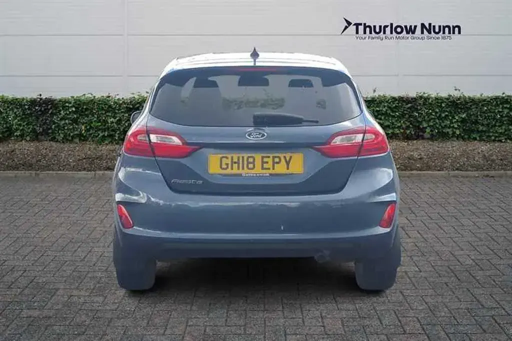 Used Ford Fiesta Titanium 100 HP (73 kW) 2018 Blue Hatchback