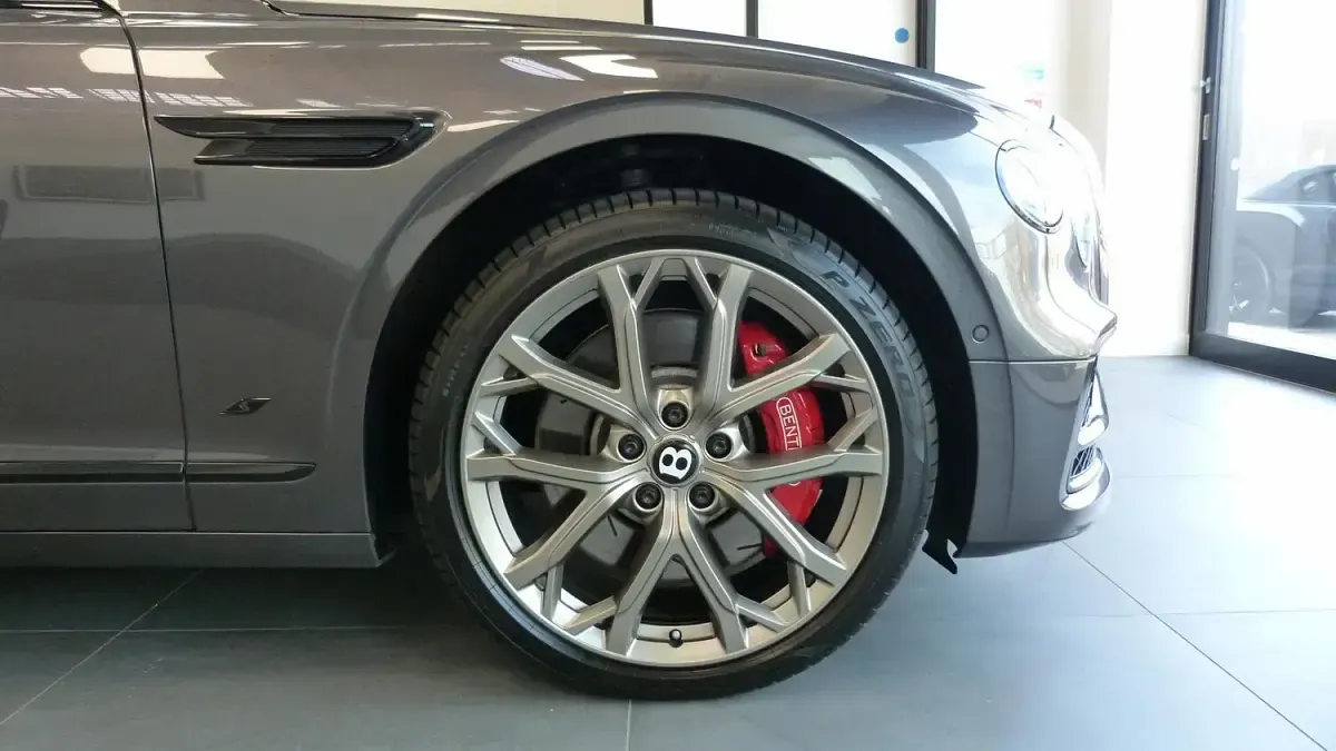Used Bentley Flying Spur 2022 Magnetic Sedan