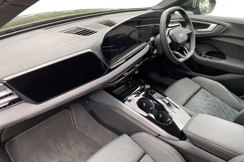 Used Audi A5 Advanced 295 HP (216 kW) 2025 Black Estate