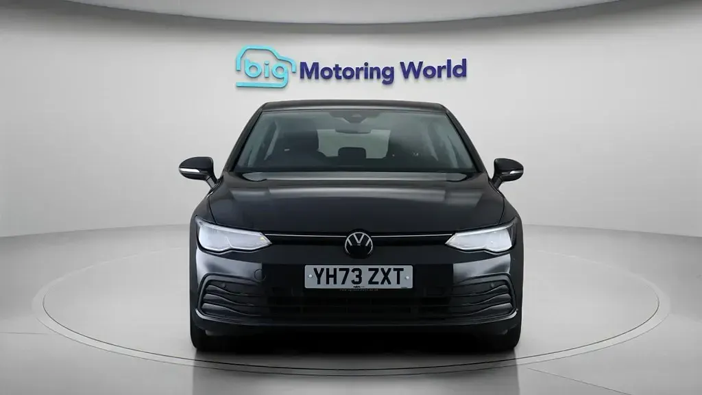 Używany VW Golf VIII S 115 KM (84 kW) 2023 Szary Hatchback