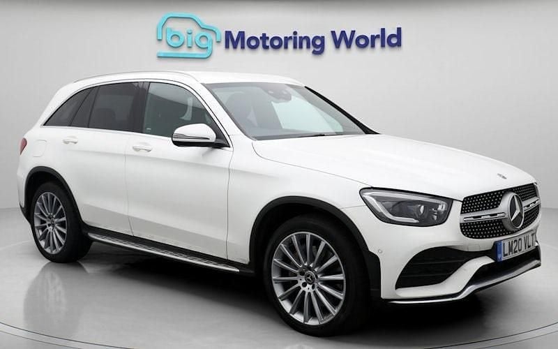 Used 2022 Mercedes GLC300 AMG Line Premium Estate | £25,200 (Good price) - Image 1/4