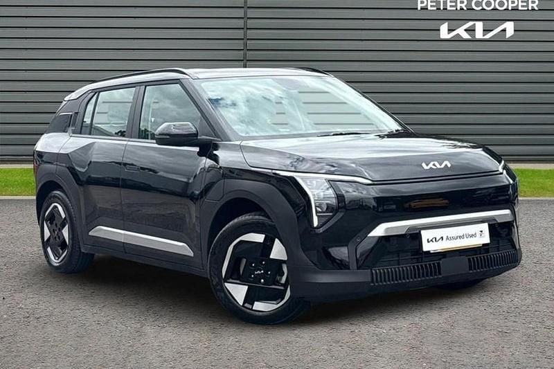 Used 2025 Kia EV3 2 SUV | £31,991 (Super price) - Image 1/1