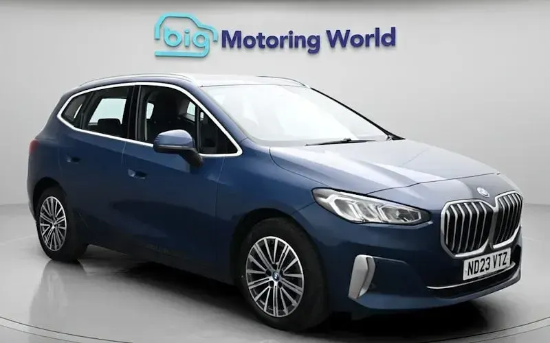 Used BMW 225 Active Tourer Luxury Line 245 HP (180 kW) 2023 MPV