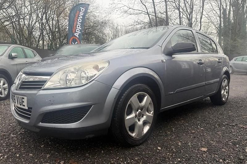 Silver Used 2008 Vauxhall Astra Hatchback | £895 (Super price) - Image 1/1