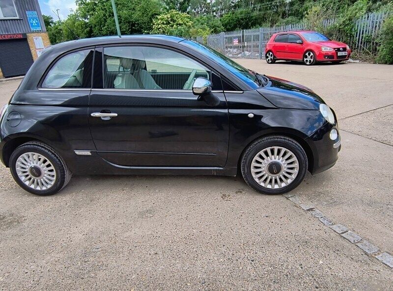 Black Used 2010 Fiat 500 Lounge Hatchback | £1,899 (A bit pricey) - Image 1/4
