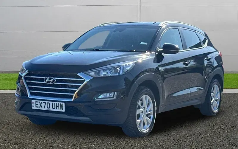 Usado Hyundai Tucson SE 116 HP (85 kW) 2020 Preto SUV