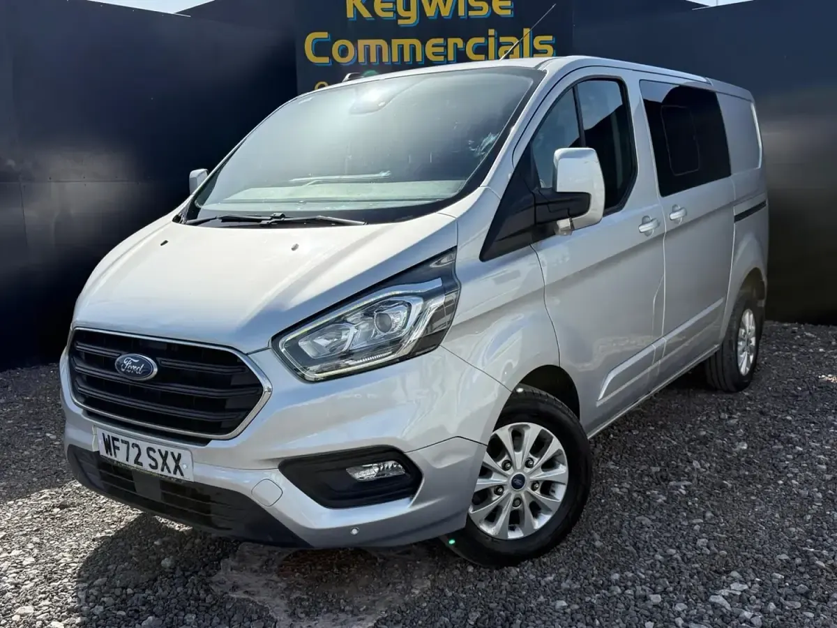 Used Ford Transit Custom Limited 130 HP (95 kW) 2022 Silver Van
