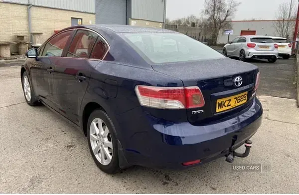 Used Toyota Avensis 143 HP (105 kW) 2009 Blue Sedan