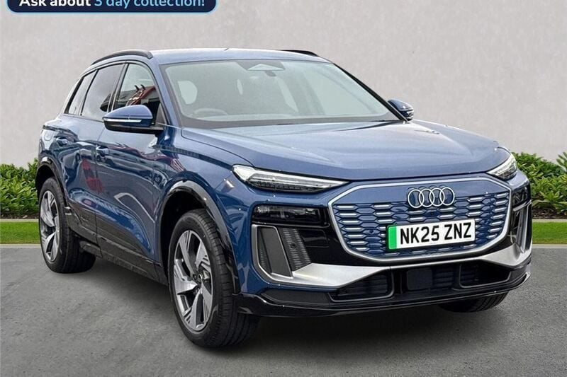 Blue Used 2025 Audi Q6 e-tron S-Line SUV | £55,726 (Super price) - Image 1/4
