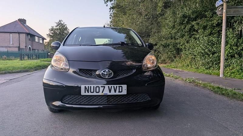 Black Used 2007 Toyota Aygo Hatchback | £1,295 (Fair price) - Image 1/4