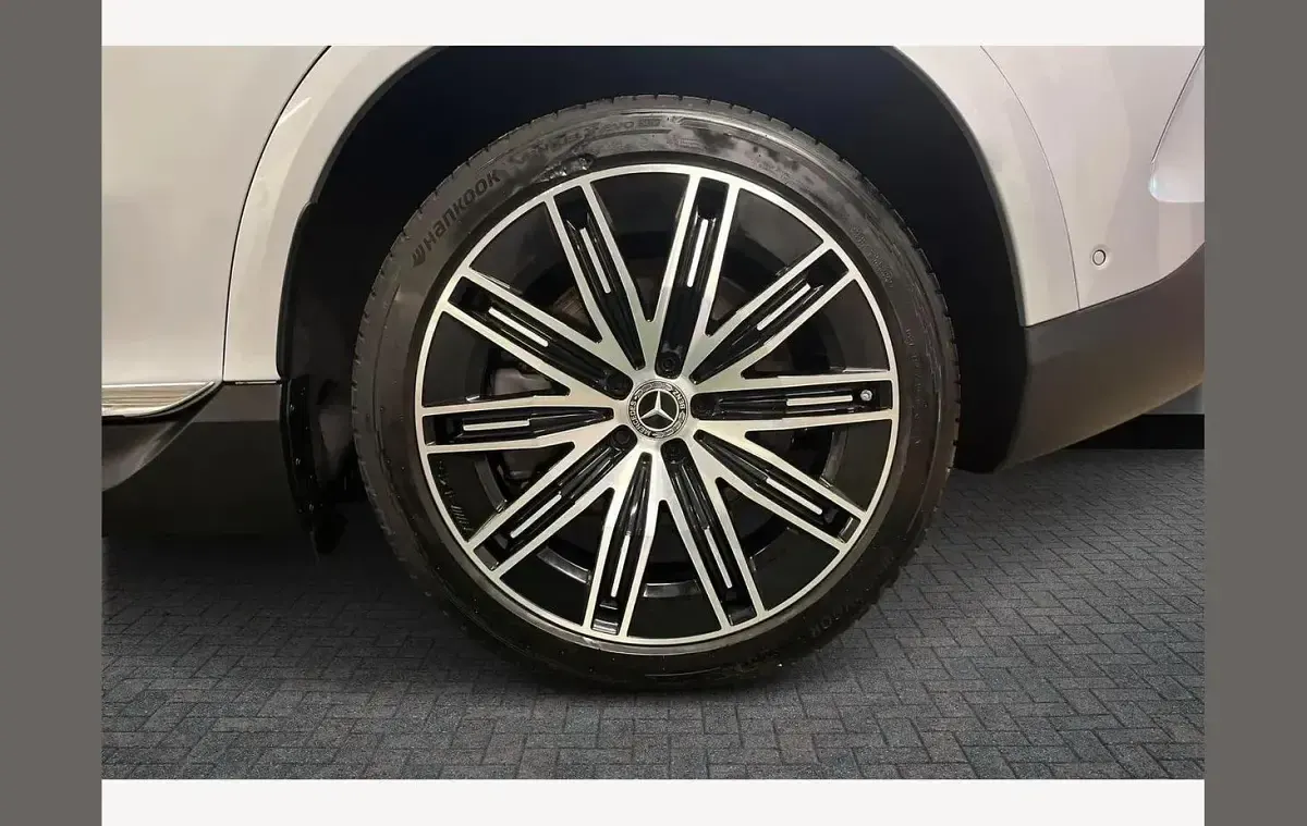 Used Mercedes EQE350 AMG line 214 kW (292 HP) 2025 Silver SUV