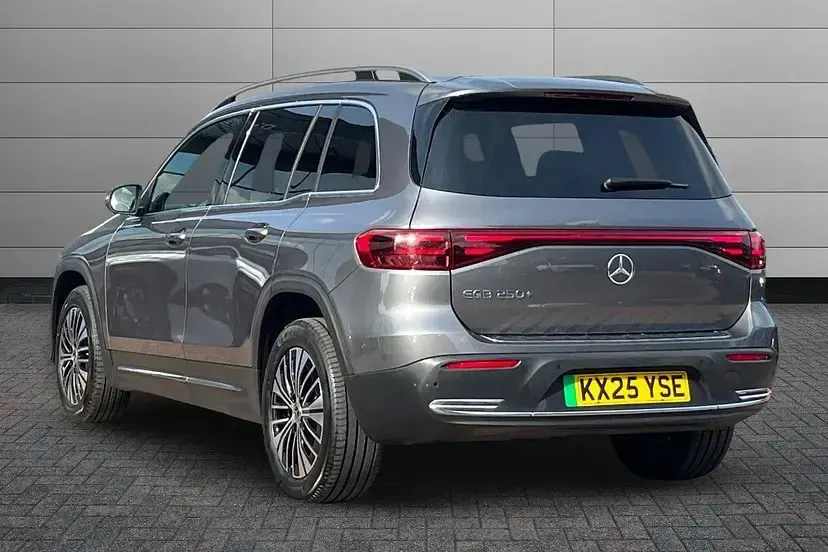 Used Mercedes EQB250+ Executive 137 kW (187 HP) 2025 Grey SUV