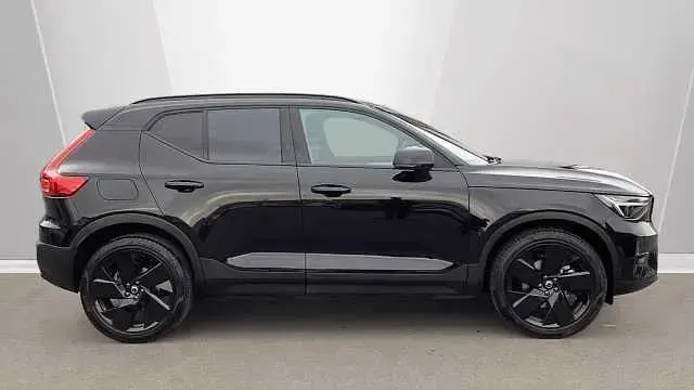 Usado Volvo XC40 Plus 161 HP (118 kW) 2026 SUV