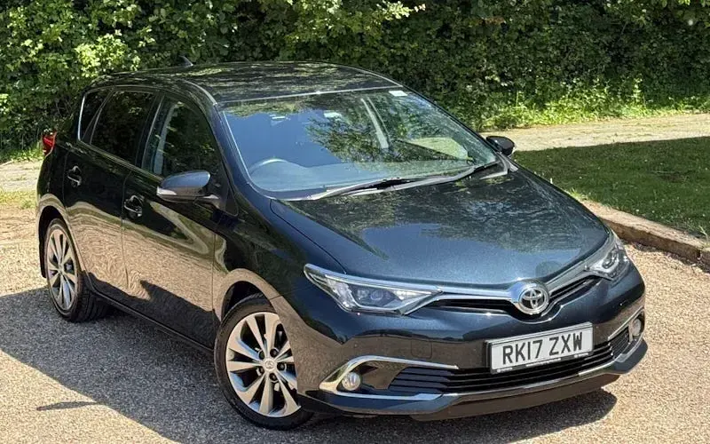 Gebraucht Toyota Auris 116 PS (85 kW) 2017 Kleinwagen