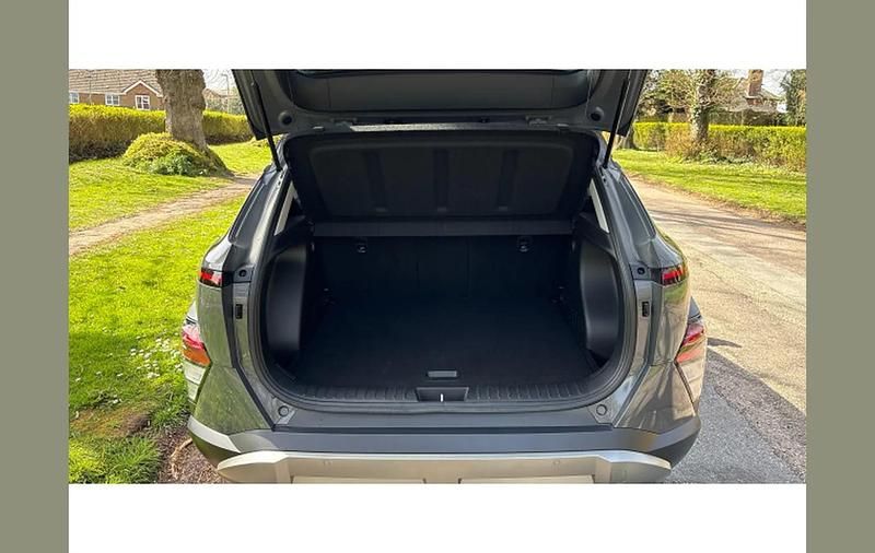 Used Hyundai Kona Advanced 129 HP (94 kW) 2024 Grey SUV