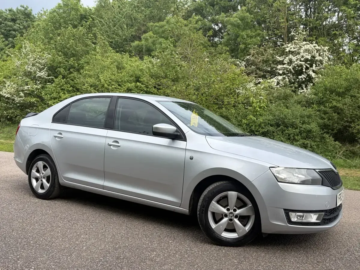 Used Skoda Rapid SE 2013 Silver Hatchback