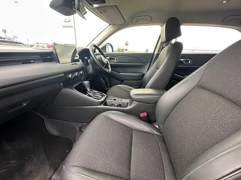 Used Honda HR-V Advance 131 HP (96 kW) 2022 Grey SUV