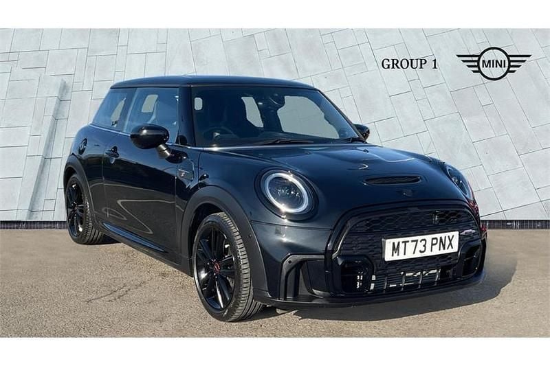 Used Mini Cooper S Premium Plus 178 HP (130 kW) 2023 Midnight black ii Hatchback