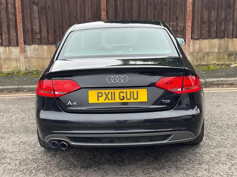 Begagnad Audi A4 Black Edition 2011 Svart Sedan