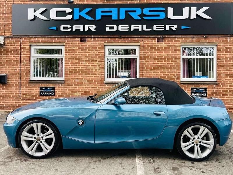 Usado BMW Z4 Luxury Line 170 CV (125 kW) 2004 Azul Descapotable