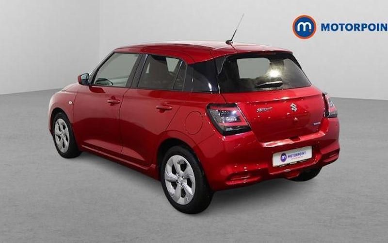 Used Suzuki Swift 82 HP (60 kW) 2025 Red Hatchback