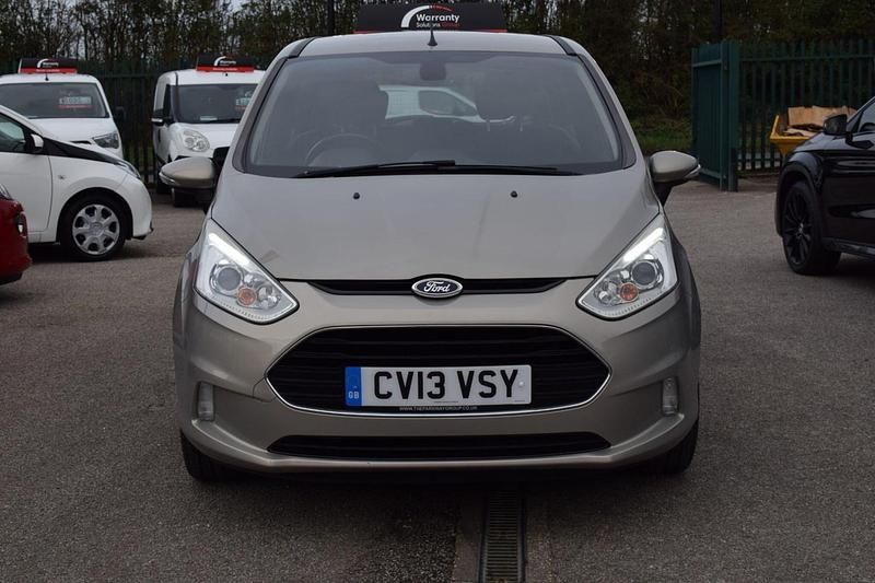 Used Ford B-MAX Titanium 2013 Silver MPV
