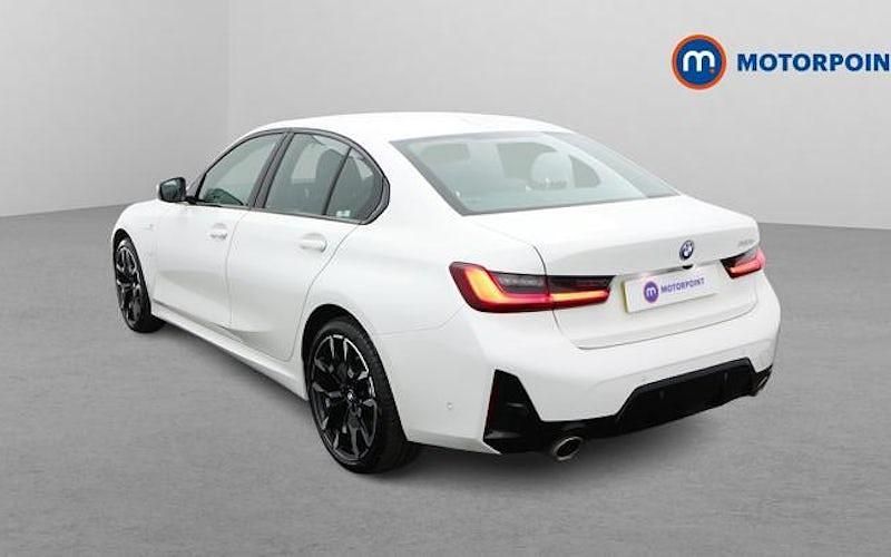 Used BMW 330e M Sport 292 HP (214 kW) 2025 White Sedan