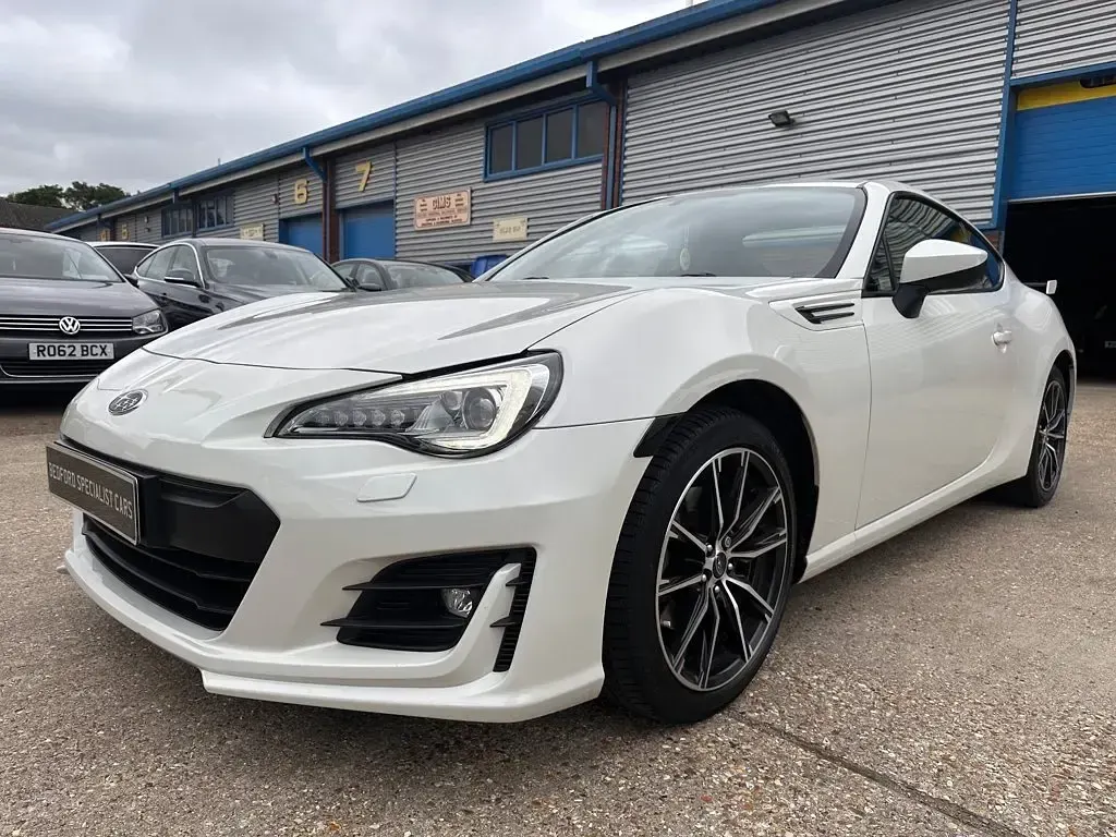 Used Subaru BRZ 200 HP (147 kW) 2018 White Coupe