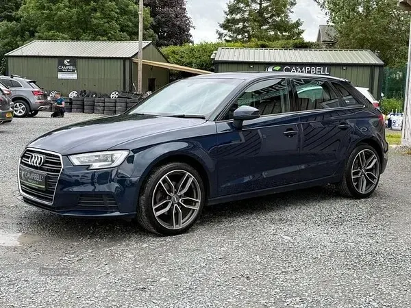 Used Audi A3 150 HP (110 kW) 2016 Blue Hatchback