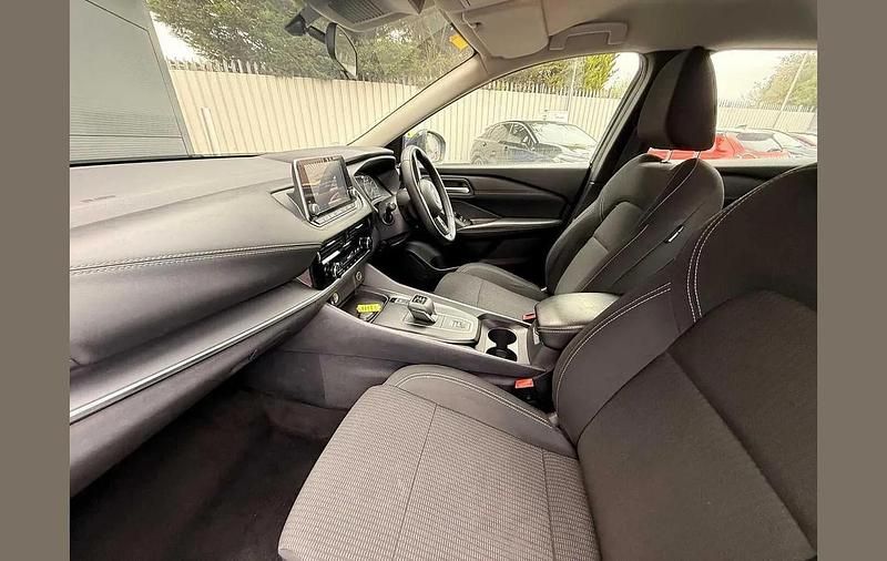 Used Nissan Qashqai Acenta Premium 155 HP (114 kW) 2023 Black SUV