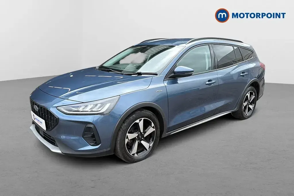 Used Ford Focus Active 155 HP (114 kW) 2023 Blue Estate