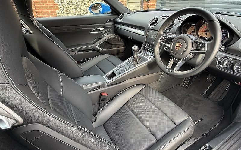 Usado Porsche 718 Cayman Edition 300 HP (220 kW) 2025 Coupé