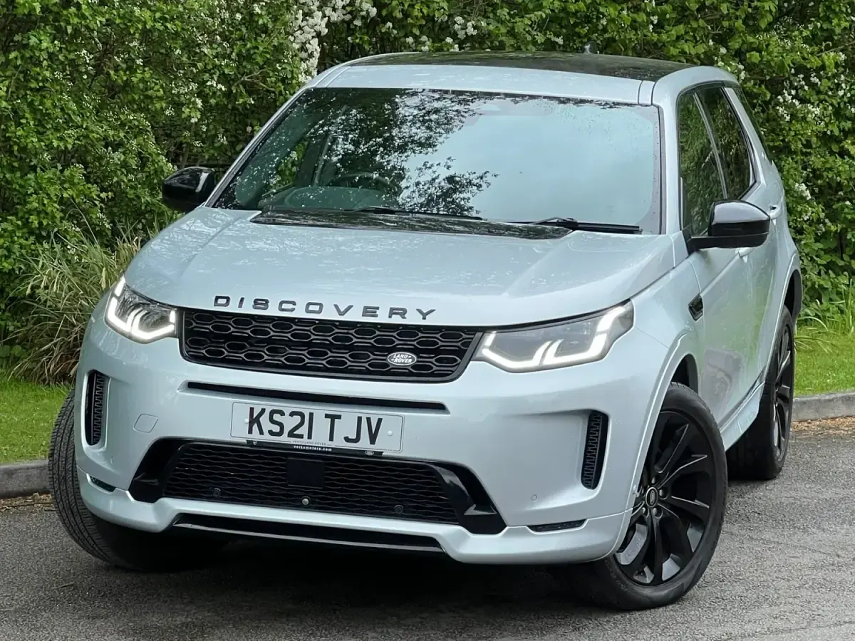 Second-hand Land Rover Discovery Sport HSE Dynamic 200 CP (147 kW) 2021 Argintiu SUV