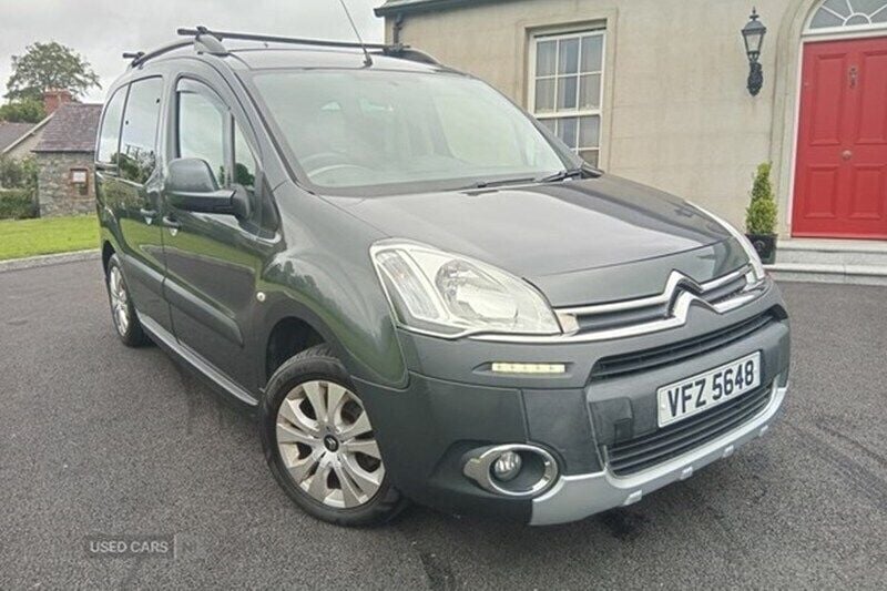 Grey Used 2015 Citroën Berlingo XTR MPV | £5,750 (Fair price) - Image 1/1