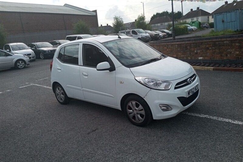 White Used 2012 Hyundai i10 Active Hatchback | £1,990 (Fair price) - Image 1/1